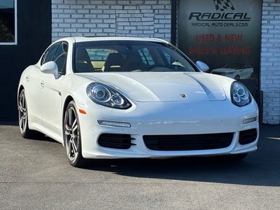 2015 Porsche Panamera S AWD