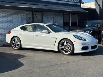 2015 Porsche Panamera S AWD