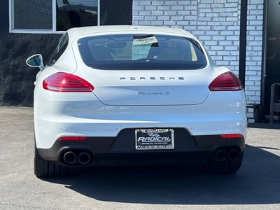 2015 Porsche Panamera S AWD
