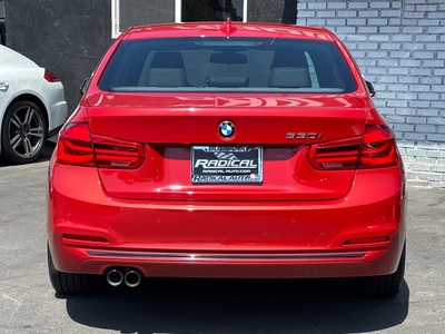 2017 BMW 3 Series 330i Sedan RWD