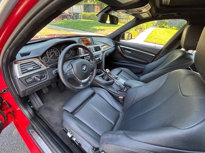 2017 BMW 3 Series 330i Sedan RWD
