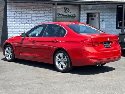 2017 BMW 3 Series 330i Sedan RWD