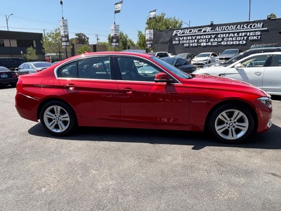 2017 BMW 3 Series 330i Sedan RWD