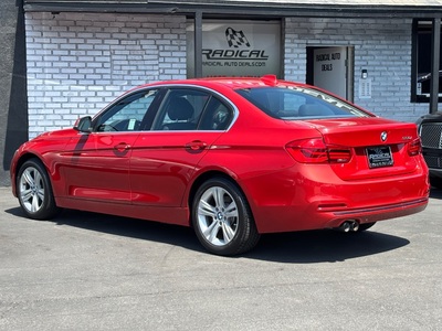 2017 BMW 3 Series 330i Sedan RWD
