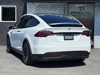2022 Tesla Model X AWD