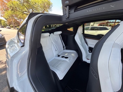 2022 Tesla Model X AWD