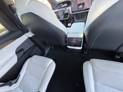 2022 Tesla Model X AWD