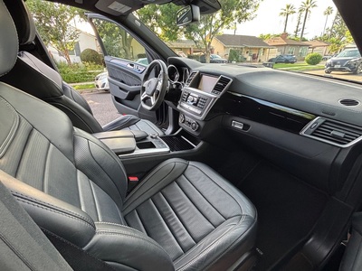 2012 Mercedes-Benz M-Class ML 63 AMG 4MATIC
