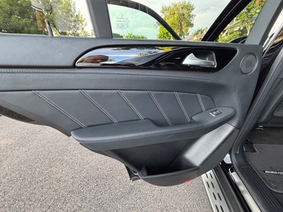 2012 Mercedes-Benz M-Class ML 63 AMG 4MATIC