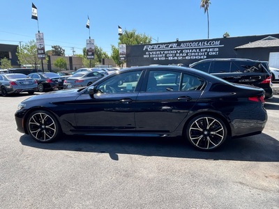 2022 BMW 5 Series 530i RWD
