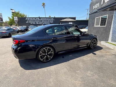 2022 BMW 5 Series 530i RWD
