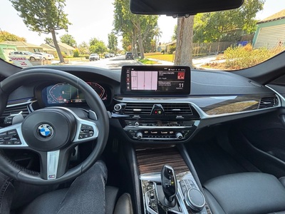 2022 BMW 5 Series 530i RWD