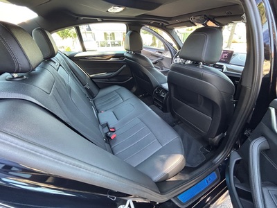 2022 BMW 5 Series 530i RWD