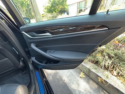 2022 BMW 5 Series 530i RWD