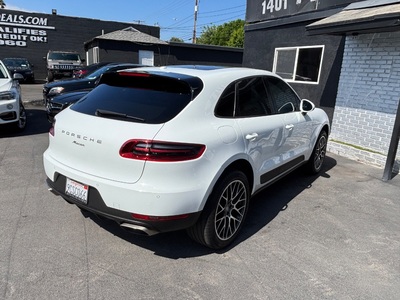 2018 Porsche Macan AWD