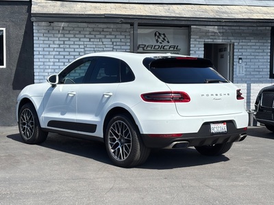 2018 Porsche Macan AWD
