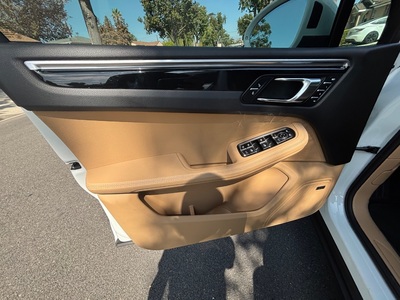2018 Porsche Macan AWD