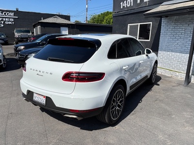 2018 Porsche Macan AWD