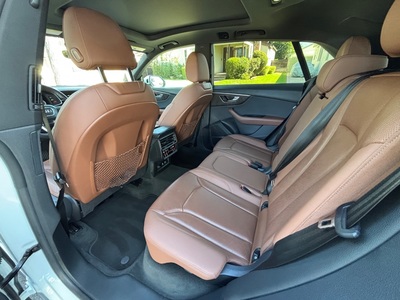 2019 Audi Q8 quattro Premium Plus 55 TFSI