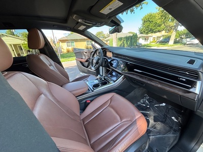 2019 Audi Q8 quattro Premium Plus 55 TFSI
