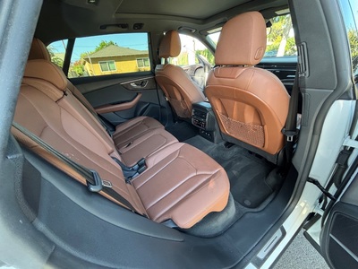 2019 Audi Q8 quattro Premium Plus 55 TFSI