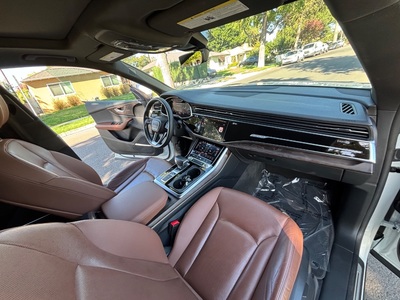 2019 Audi Q8 quattro Premium Plus 55 TFSI