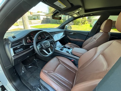 2019 Audi Q8 quattro Premium Plus 55 TFSI