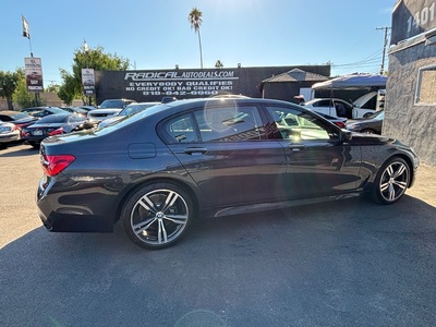 2017 BMW 7 Series 750i M Sport RWD