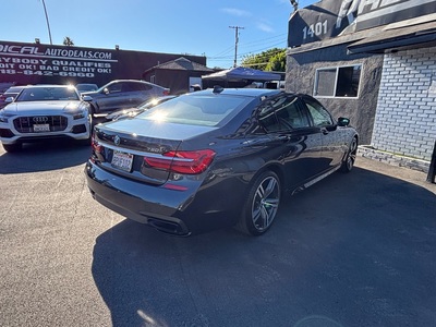 2017 BMW 7 Series 750i M Sport RWD