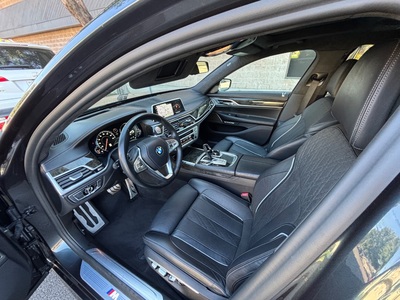 2017 BMW 7 Series 750i M Sport RWD