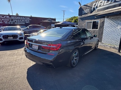 2017 BMW 7 Series 750i M Sport RWD