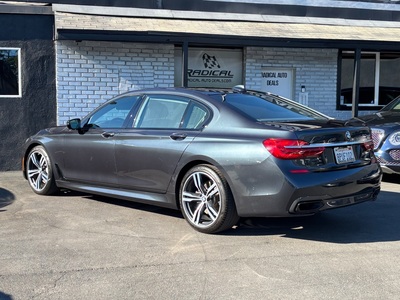 2017 BMW 7 Series 750i M Sport RWD