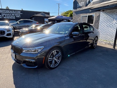 2017 BMW 7 Series 750i M Sport RWD