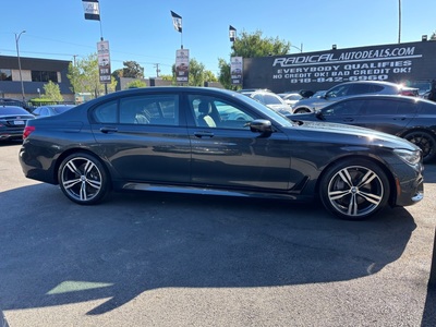 2017 BMW 7 Series 750i M Sport RWD