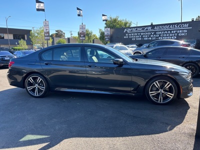 2017 BMW 7 Series 750i M Sport RWD