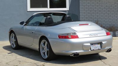 2004 Porsche 911 Carrera