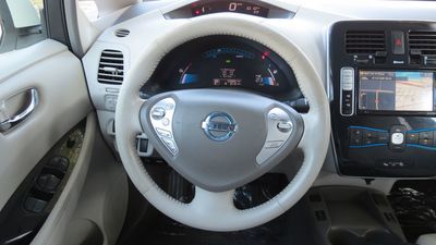 2012 Nissan LEAF SL