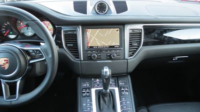 2015 Porsche Macan S