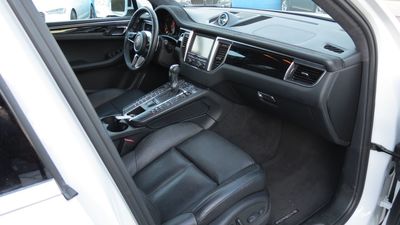 2015 Porsche Macan S