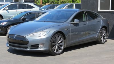 2013 Tesla Model S Performance