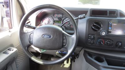 2013 Ford E-Series Wagon XLT
