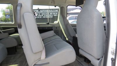 2013 Ford E-Series Wagon XLT