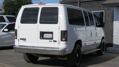 2013 Ford E-Series Wagon XLT