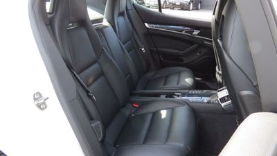 2016 Porsche Panamera 4